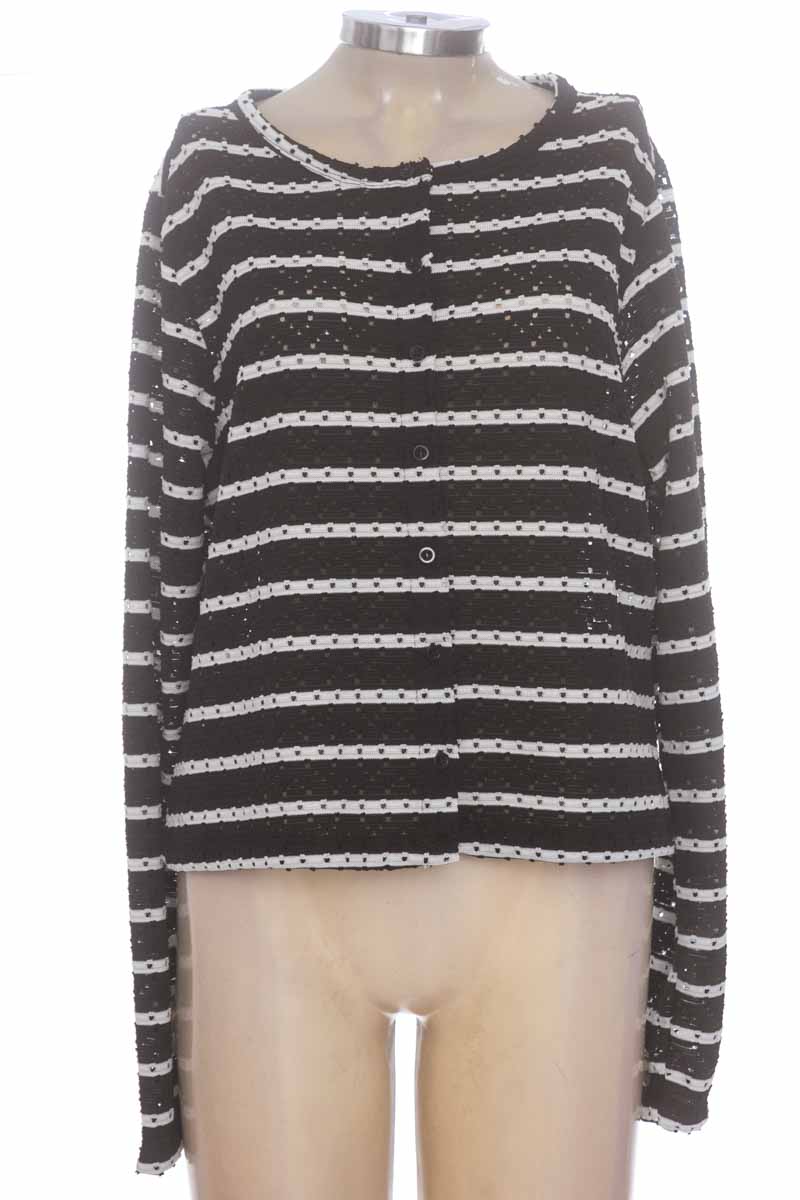 Sweater color Negro - Divided by H&M