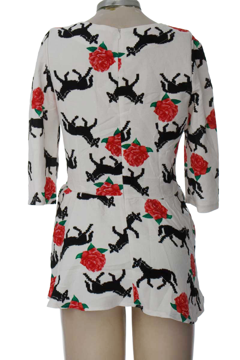 Blusa color Blanco - Closeando