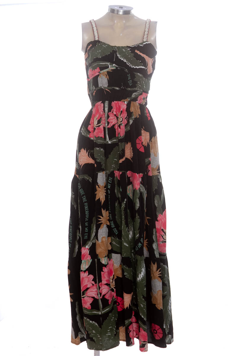 Vestido / Enterizo color Negro - Tennis