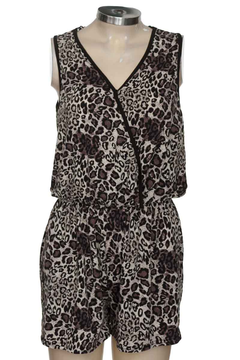 Vestido / Enterizo color Negro - Closeando