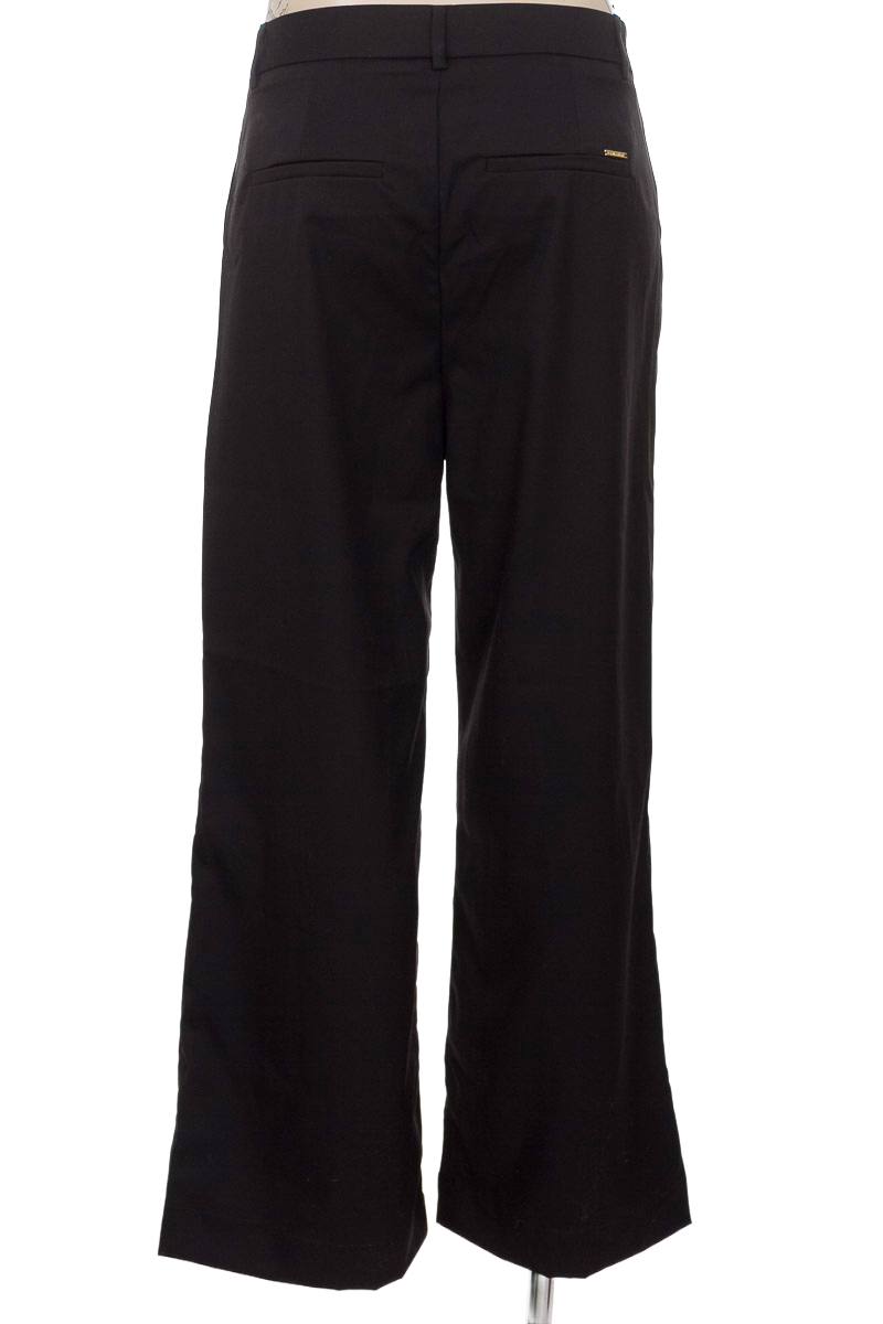 Pantalones color Negro - Esprit