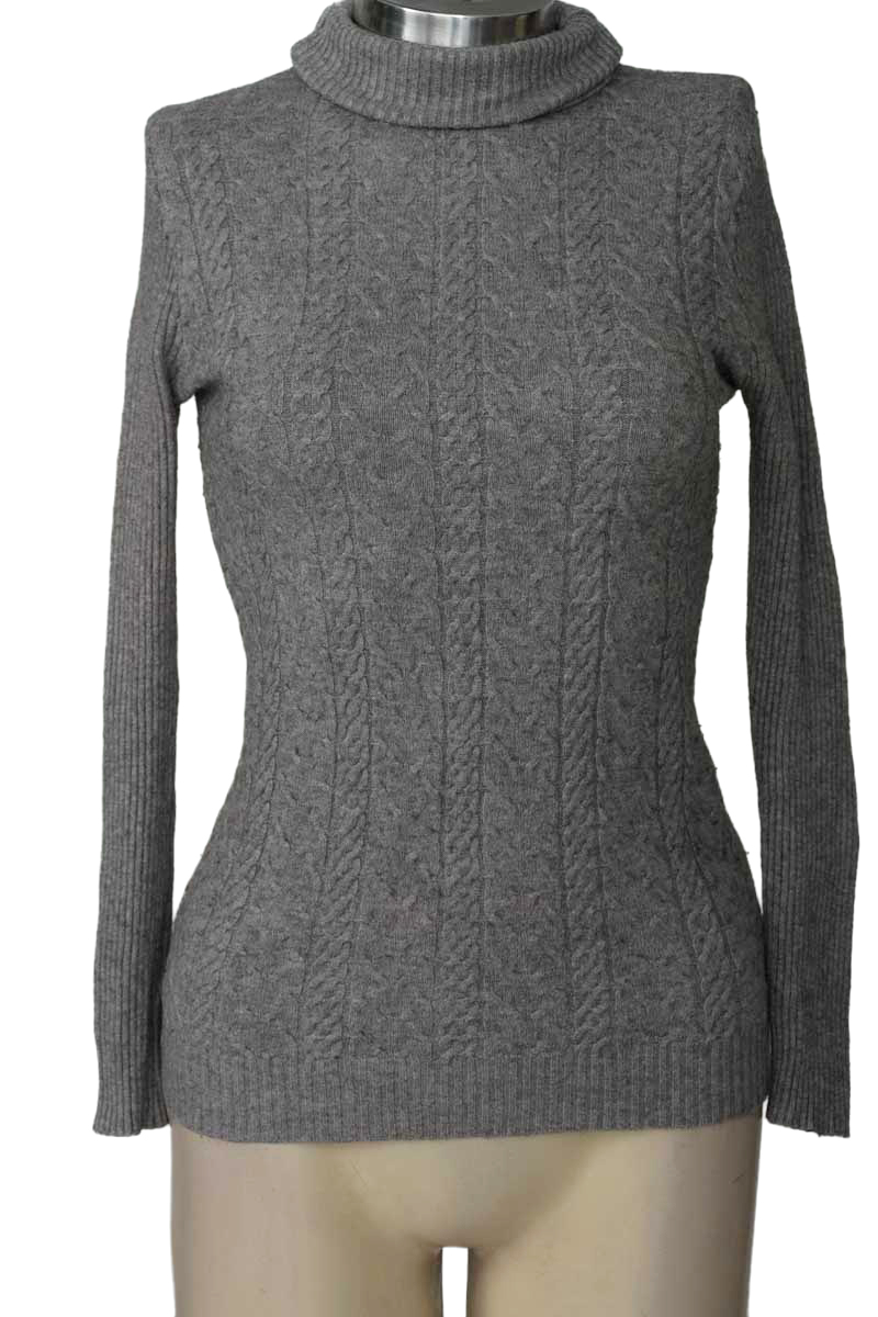 Sweater color Gris - Closeando