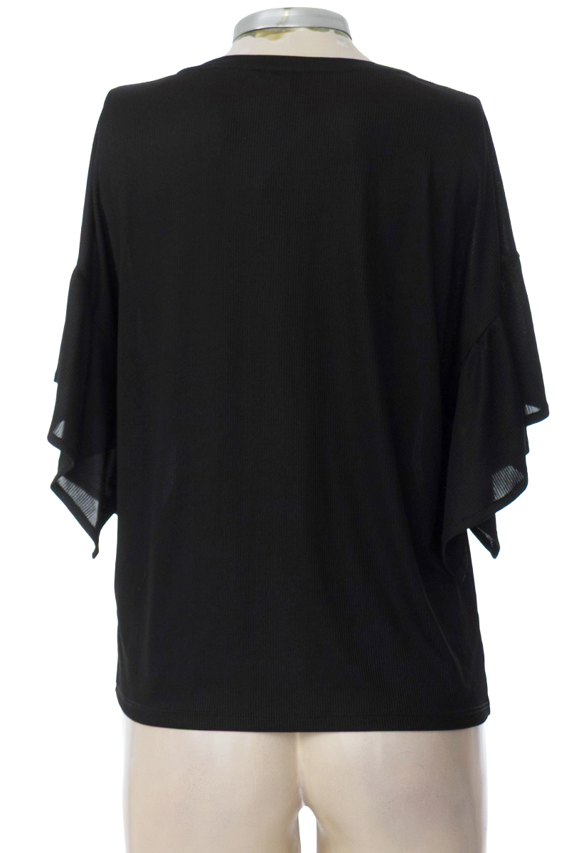 Blusa color Negro - Arkitect