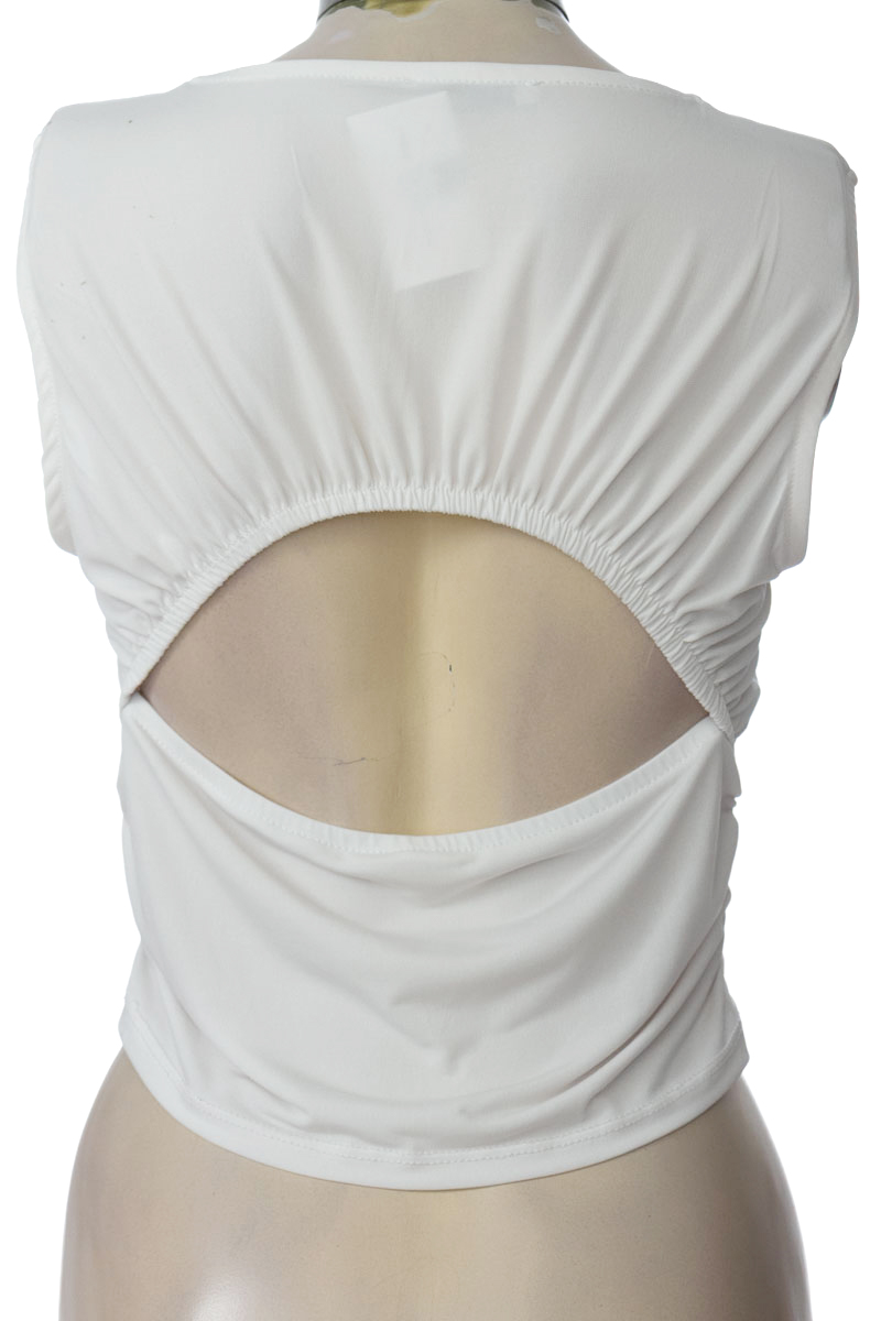 Top / Camiseta color Blanco - Stradivarius