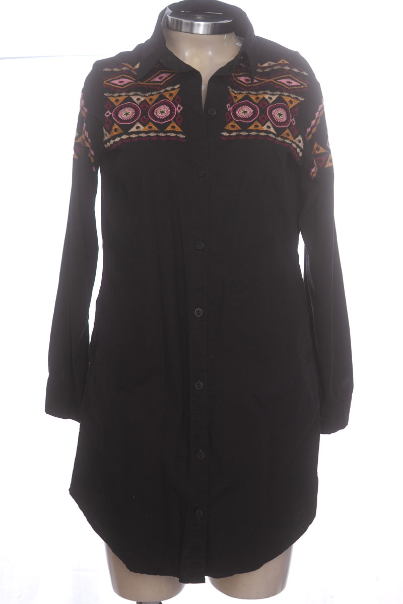 Blusa color Negro - Jeans & Blouses