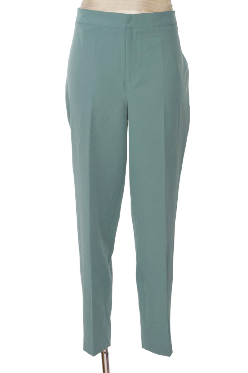 Pantalones color Verde - Arturo Calle