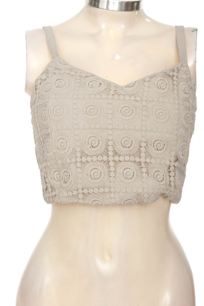 Top / Camiseta color Beige - Believe