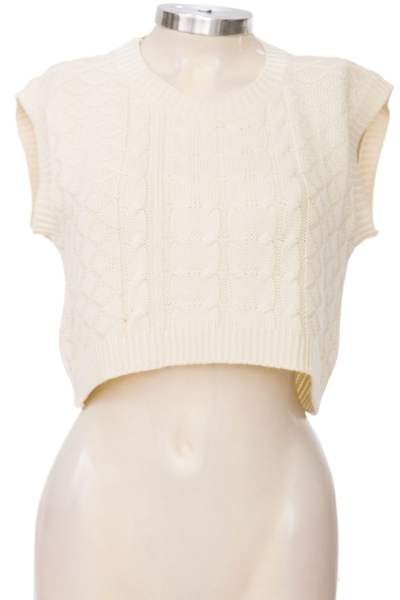 Sweater color Beige - Closeando