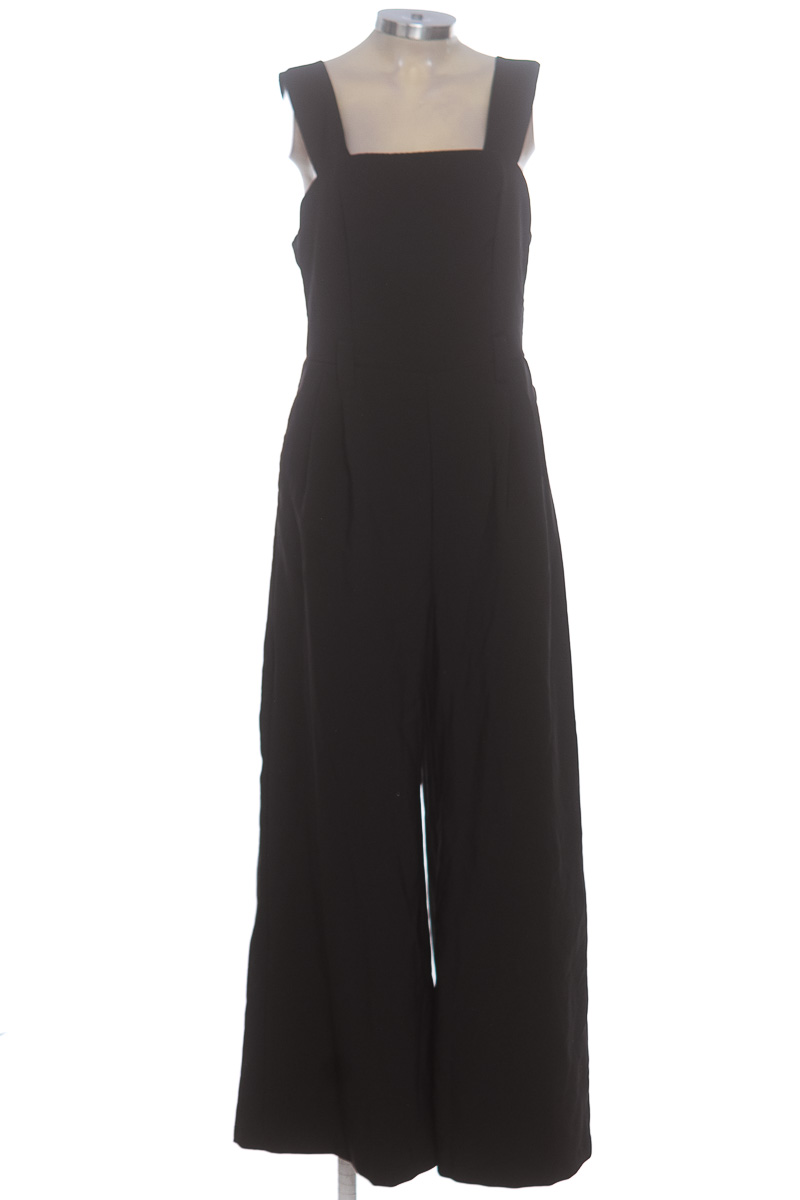 Vestido / Enterizo color Negro - Colors