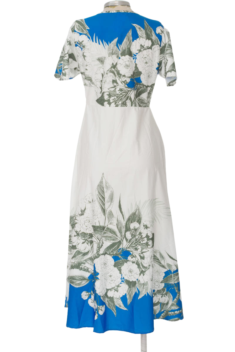 Vestido / Enterizo color Blanco - Closeando