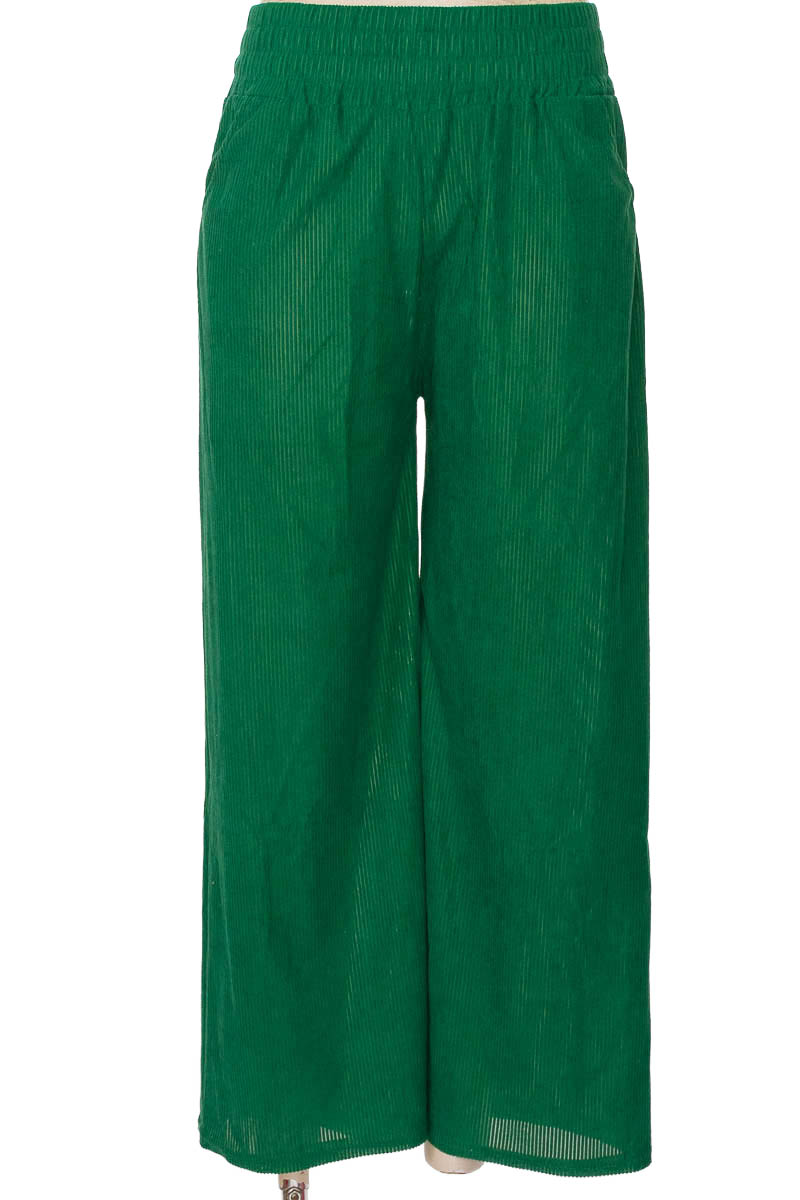 Pantalones color Verde - Closeando