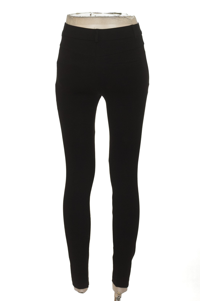 Pantalones color Negro - Zara