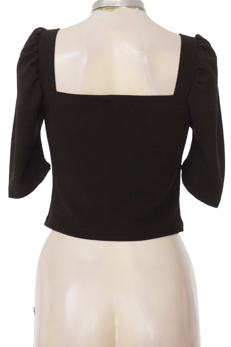 Top / Camiseta color Negro - Mossimo