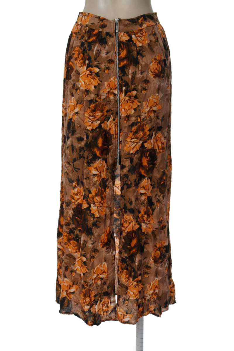 Falda color Estampado - Closeando