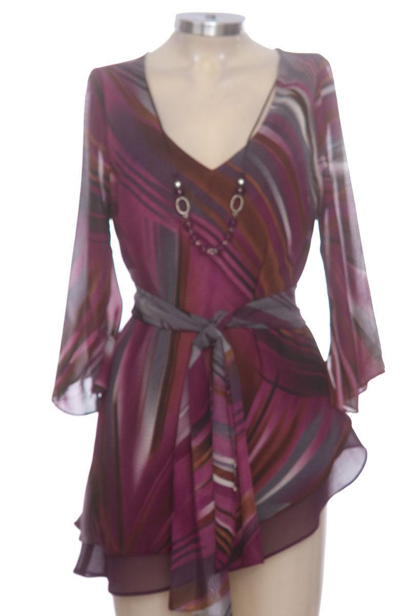 Top / Camiseta color Morado - X-Nova