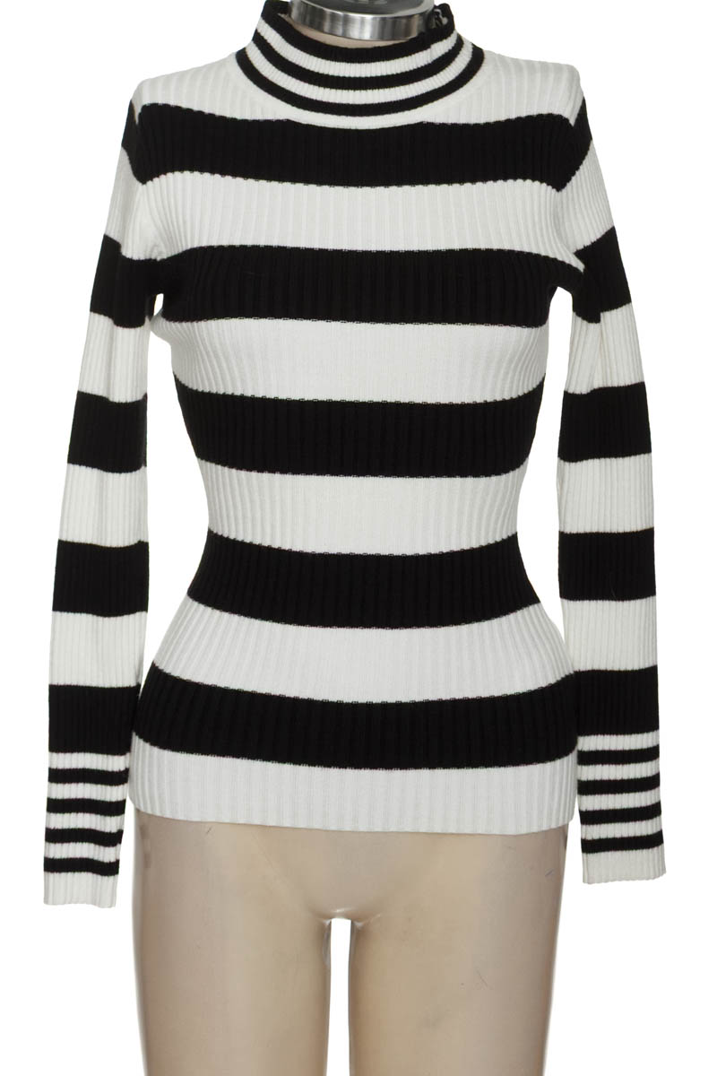 Sweater color Negro - Studio F
