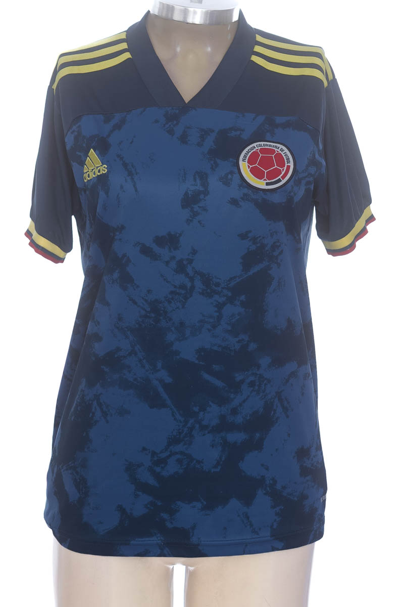 Ropa Deportiva / Salida de Baño color Azul - Closeando