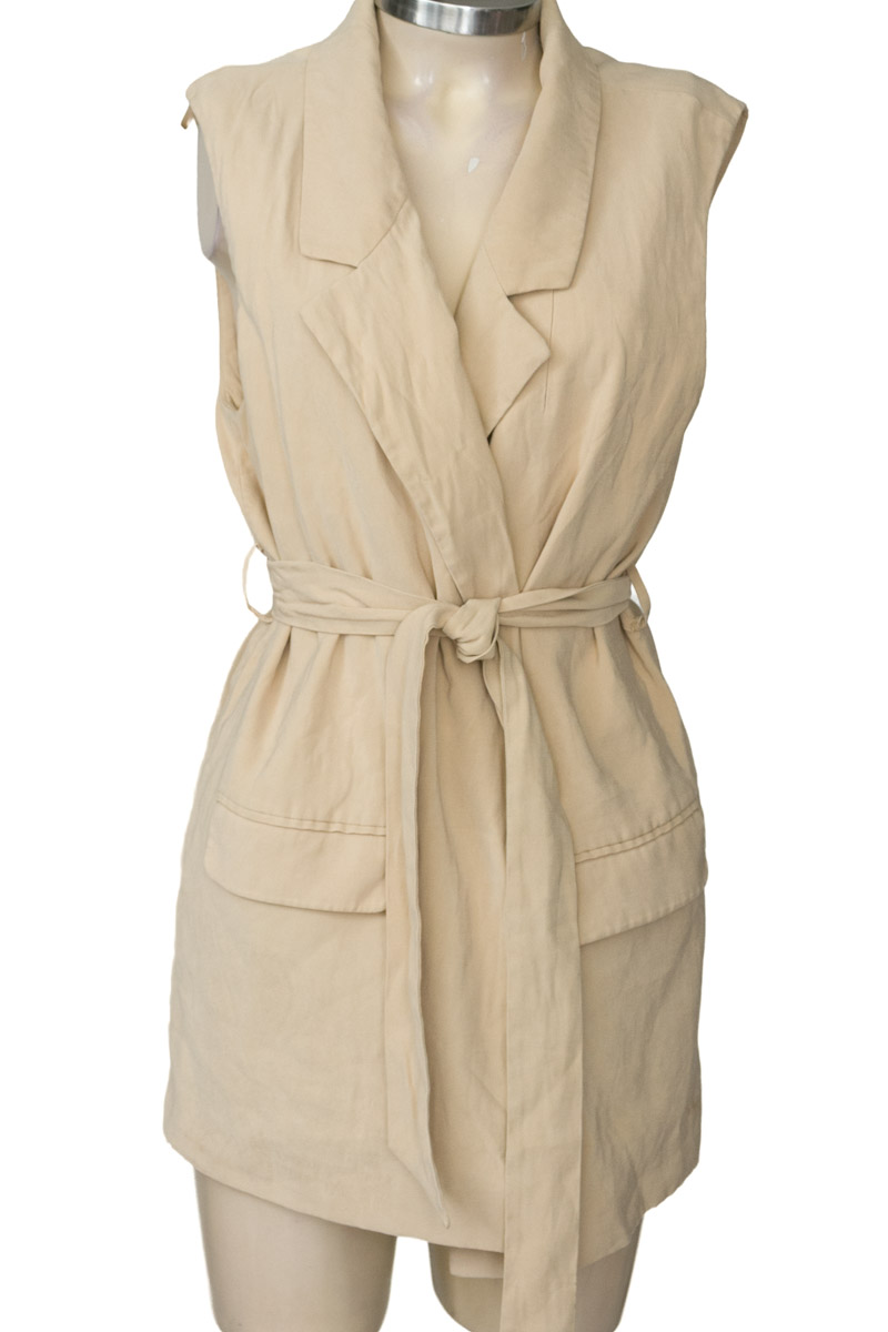 Chaqueta / Abrigo color Beige - MNG