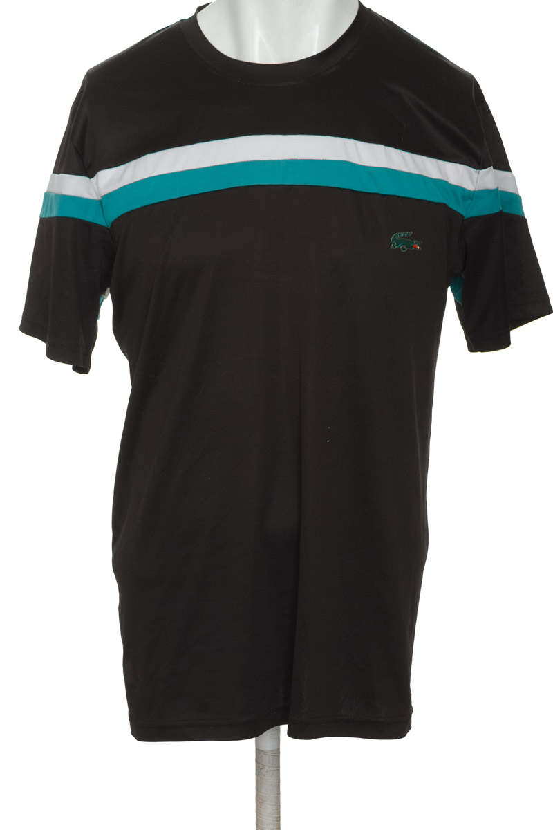 Camiseta color Negro - Closeando