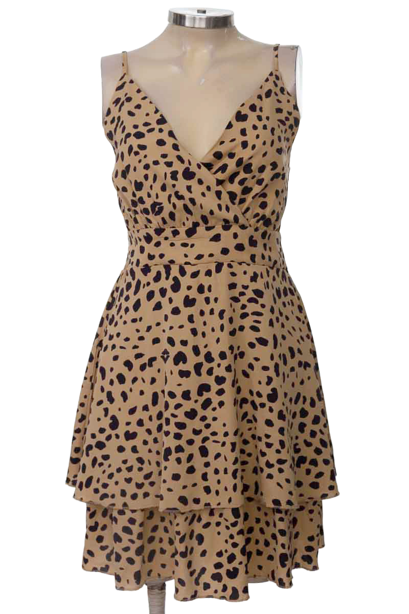 Vestido / Enterizo color Beige - SUYE