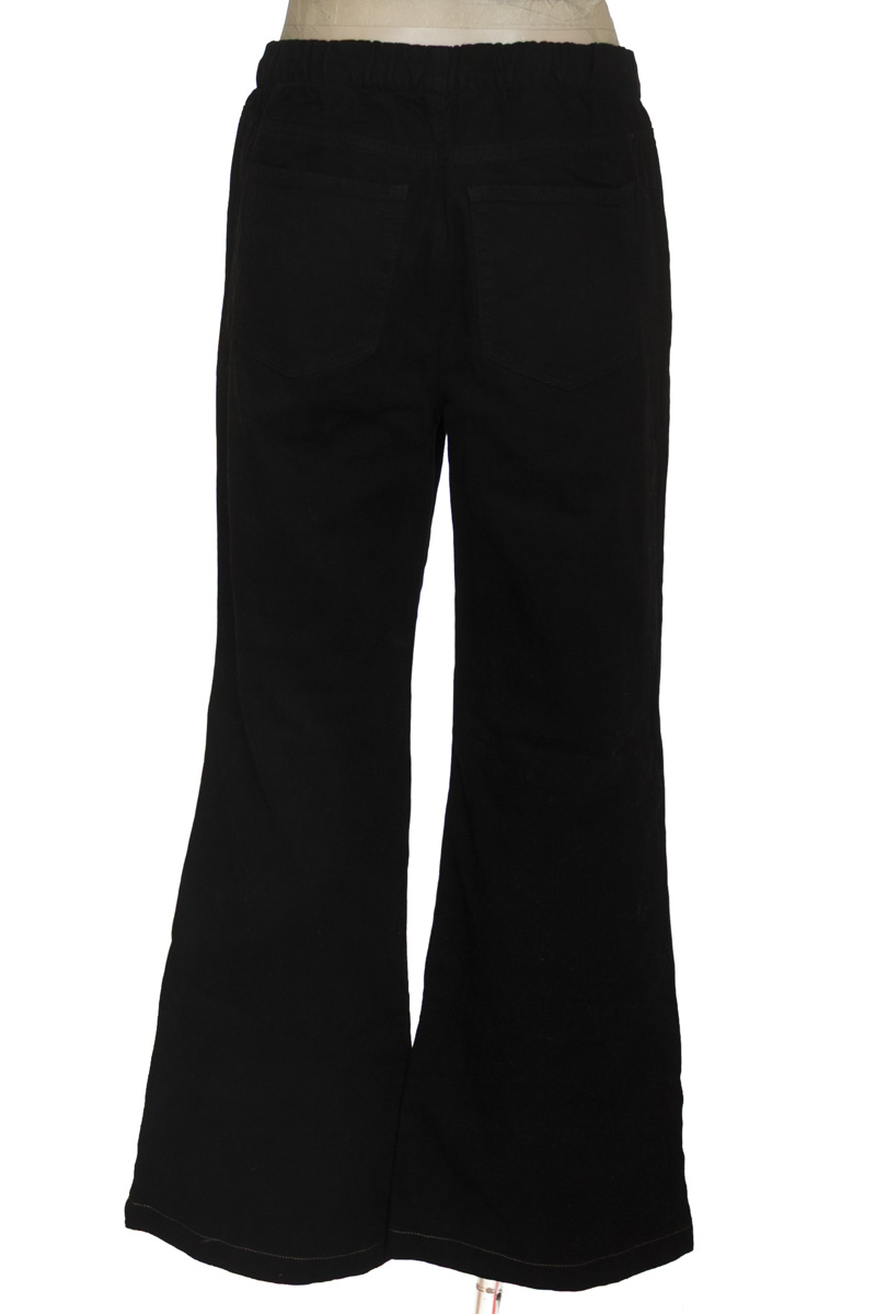 Pantalones color Negro - Lola
