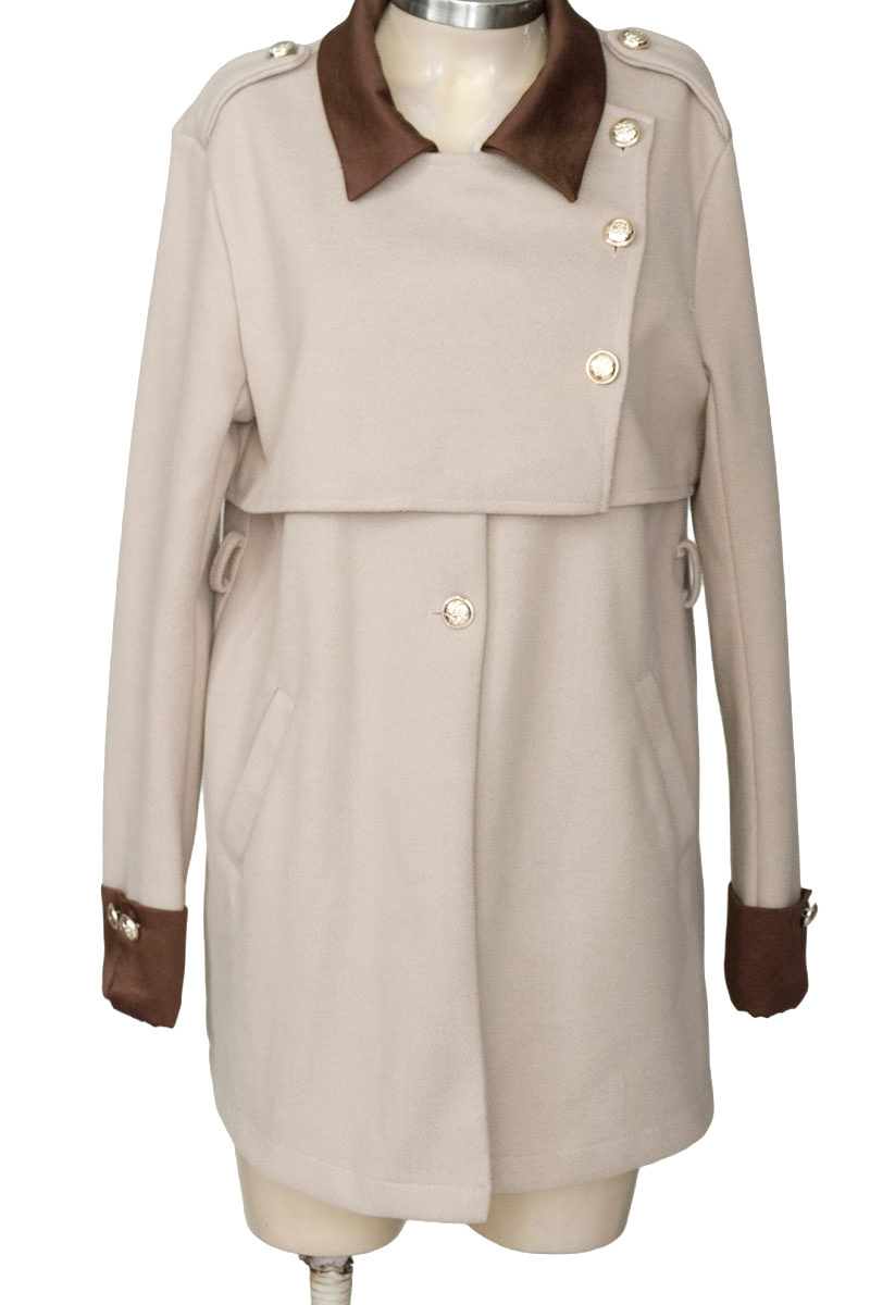 Chaqueta / Abrigo color Beige - Closeando