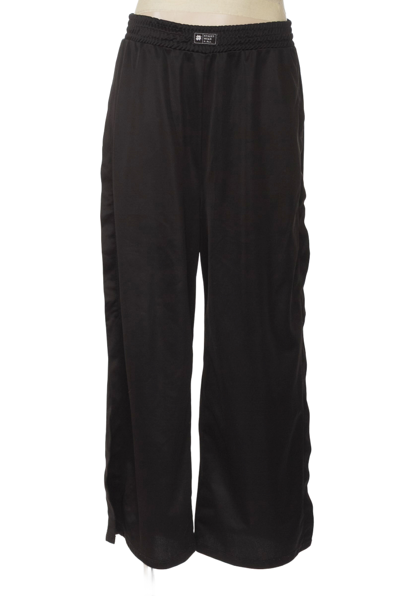 Pantalones color Negro - Real Human