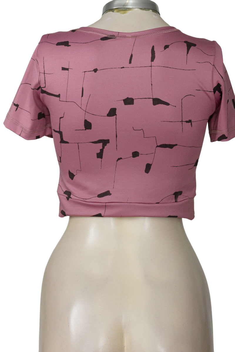 Top / Camiseta color Rosado - Closeando