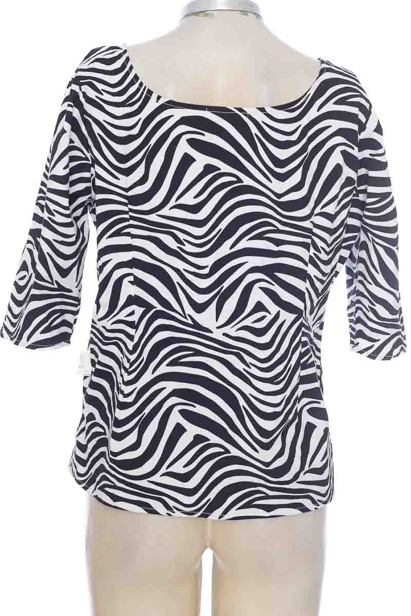 Blusa color Negro - Facol | Closeando