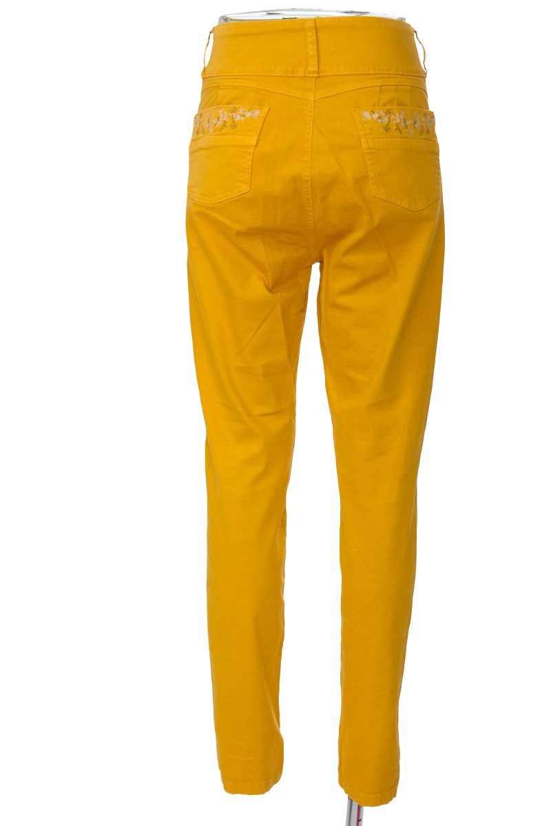 Pantalones color Amarillo - Azzorti