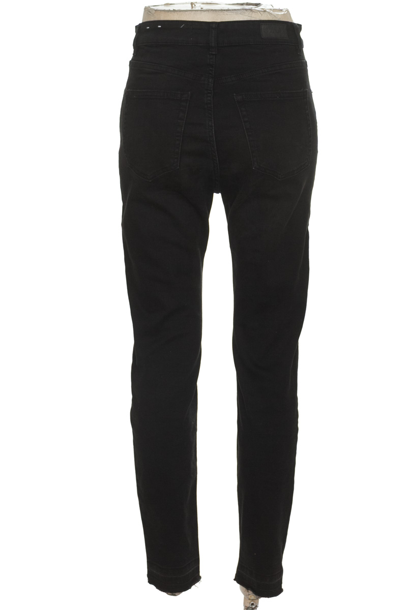 Pantalones color Negro - Pull & Bear