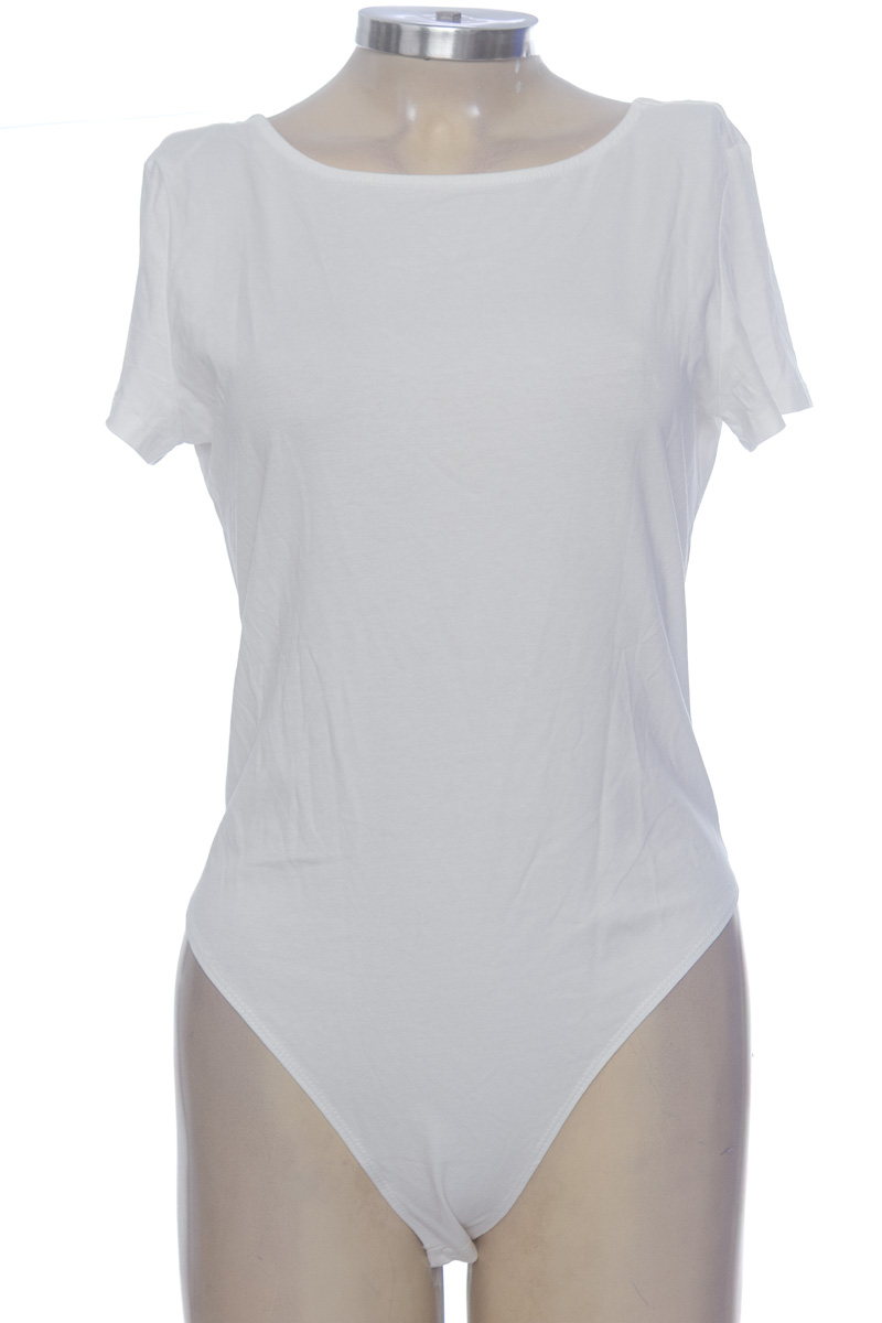 Top / Camiseta color Blanco - Divided by H&M