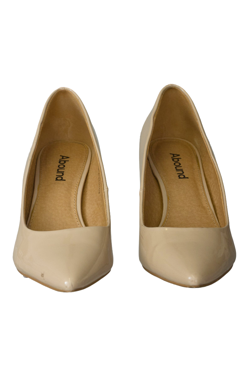 Zapatos color Beige - Closeando