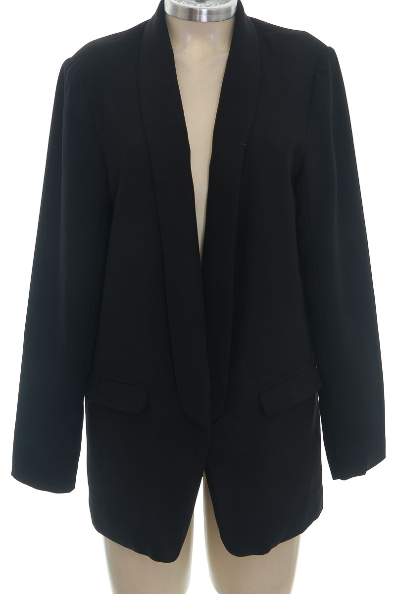 Chaqueta / Abrigo color Negro - Basement | Closeando