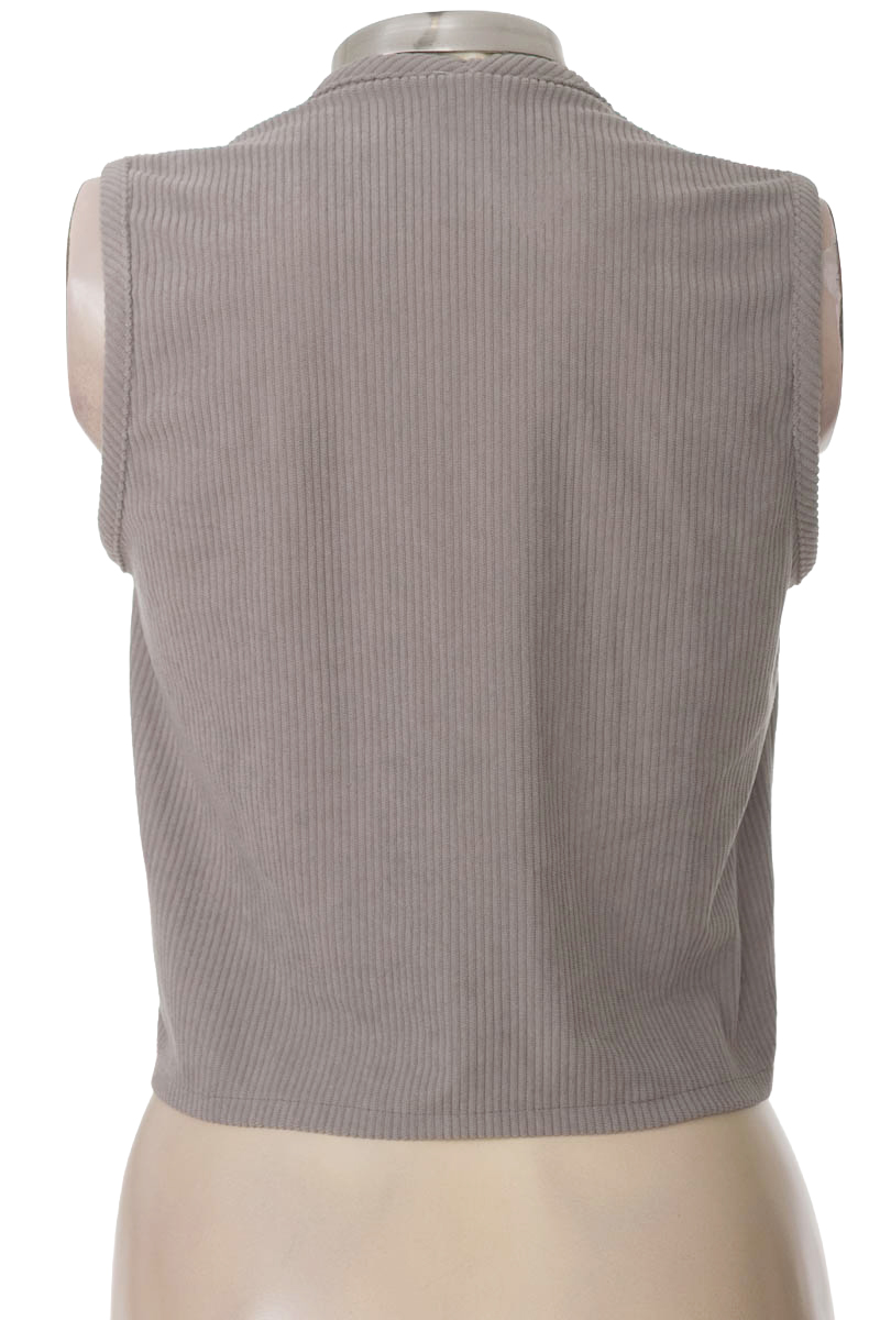 Top / Camiseta color Gris - Carmel