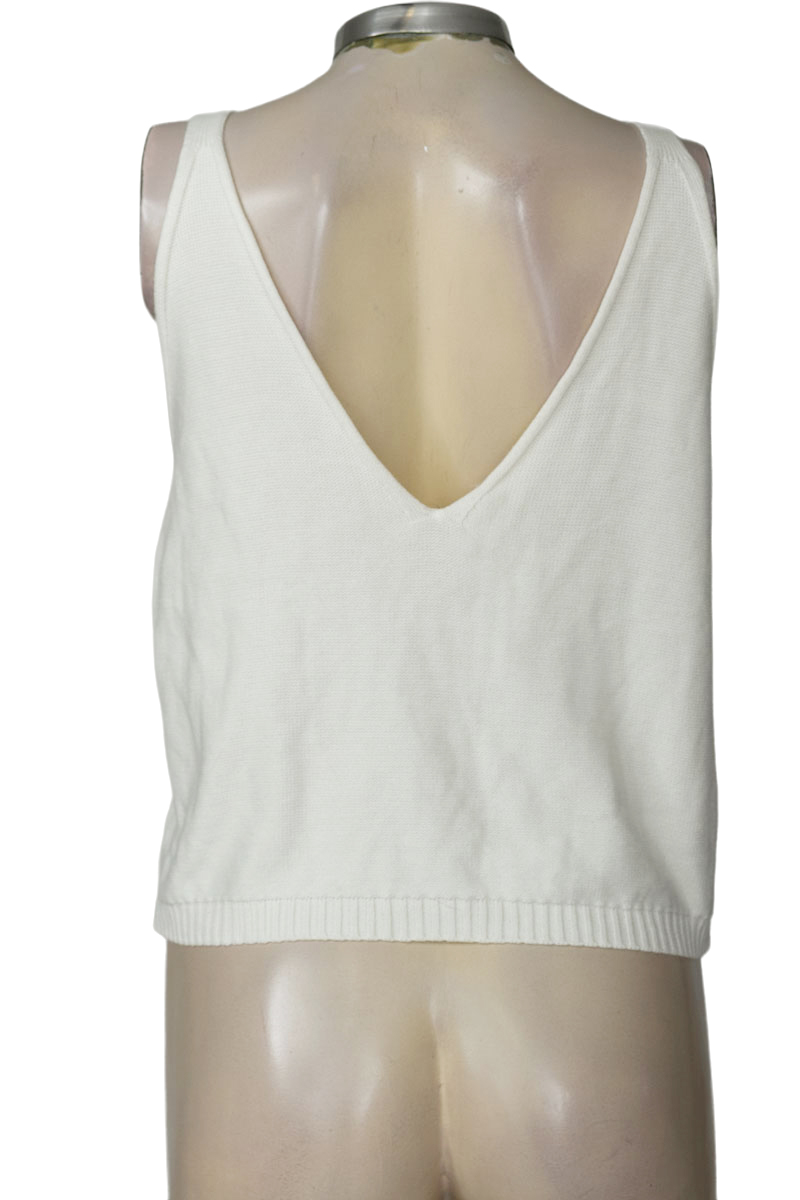 Top / Camiseta color Blanco - Closeando