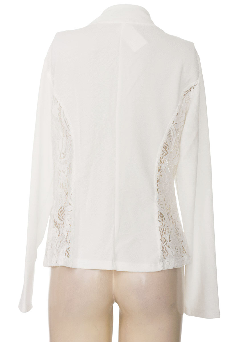 Chaqueta / Abrigo color Blanco - Closeando