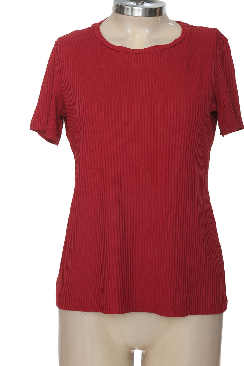 Top / Camiseta color Vinotinto - PATPRIMO