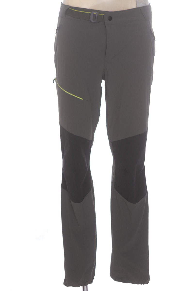 Ropa Deportiva color Verde - DECATHLON