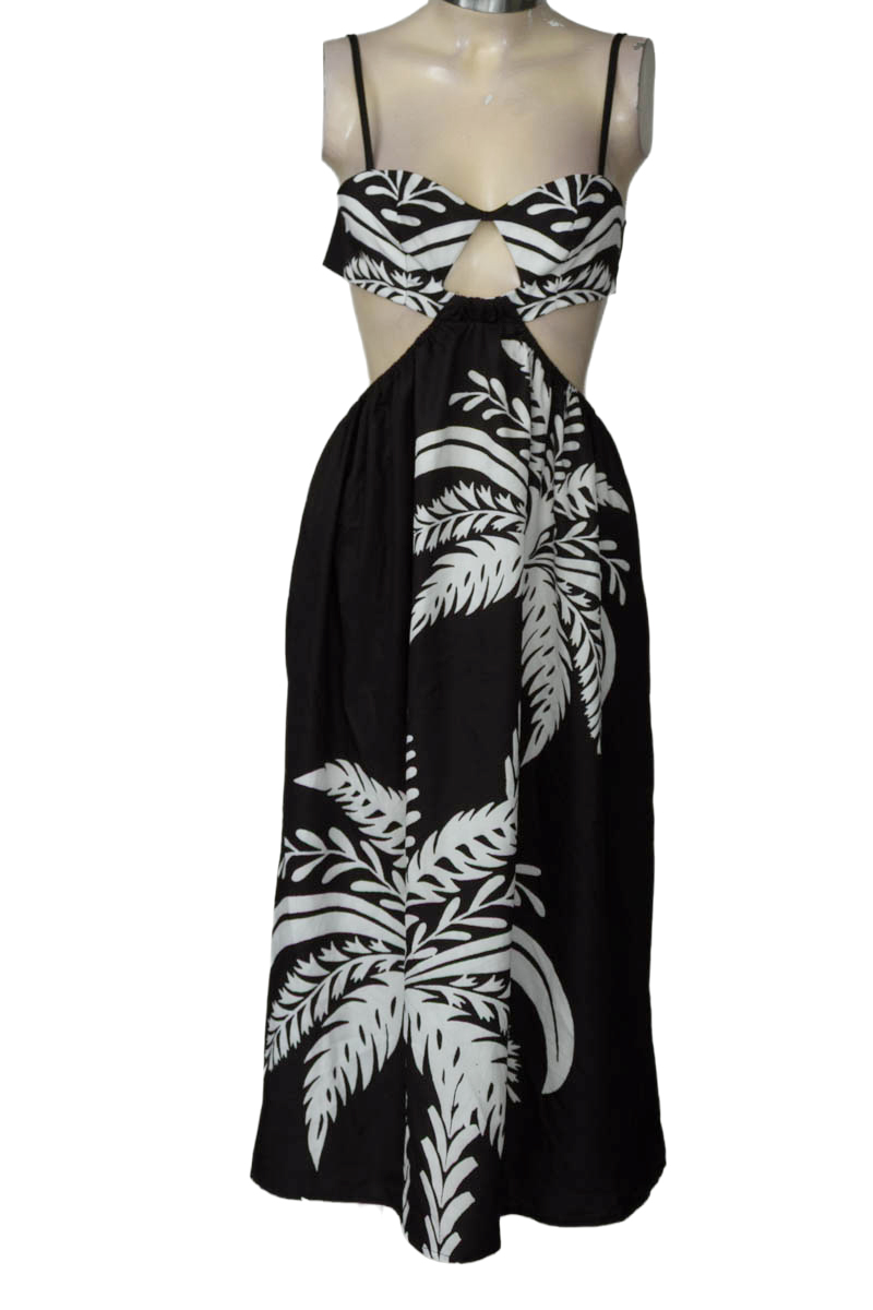 Vestido / Enterizo color Negro - Closeando