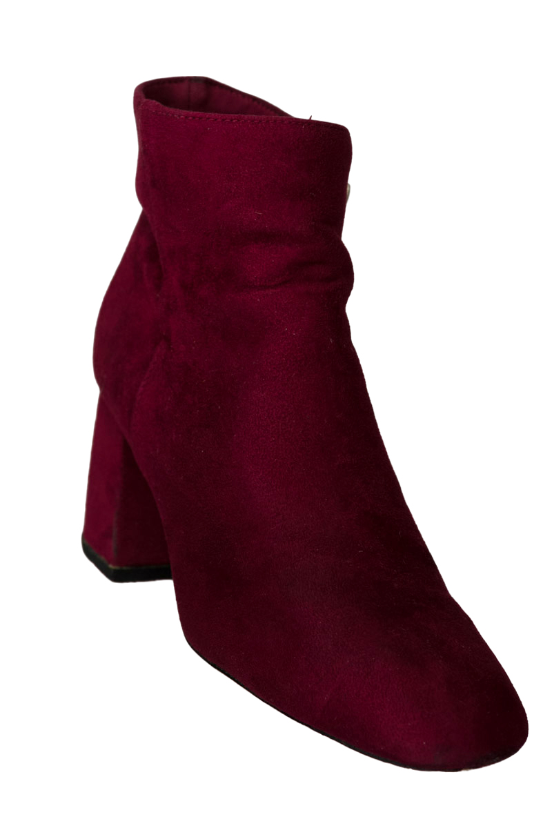 Zapatos color Vinotinto - Stradivarius