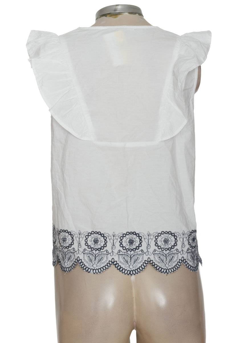 Top / Camiseta color Blanco - MNG
