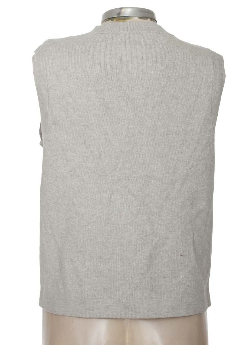 Sweater color Gris - Basement
