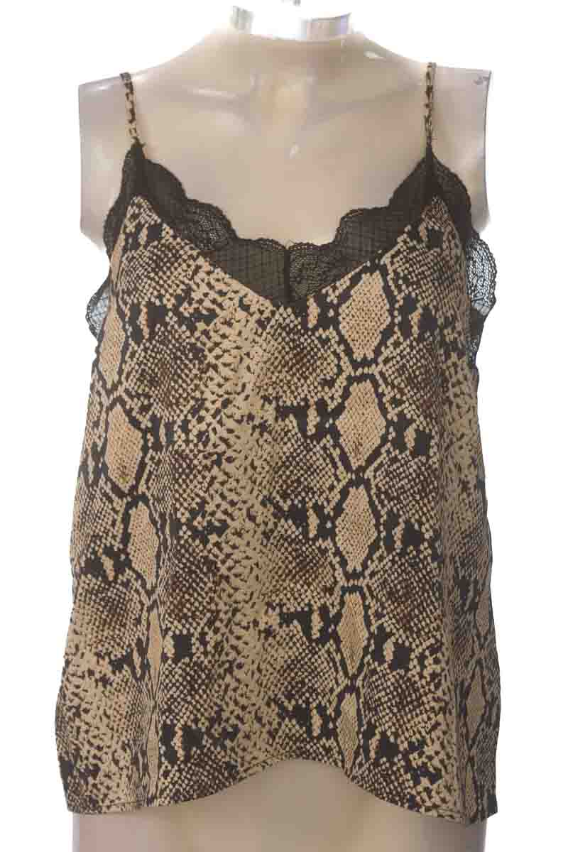 Top / Camiseta color Estampado - Basement