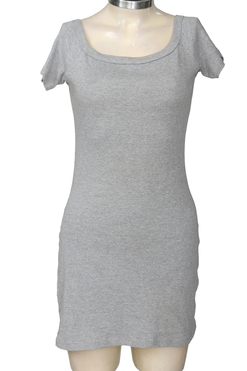 Vestido / Enterizo color Gris - Closeando