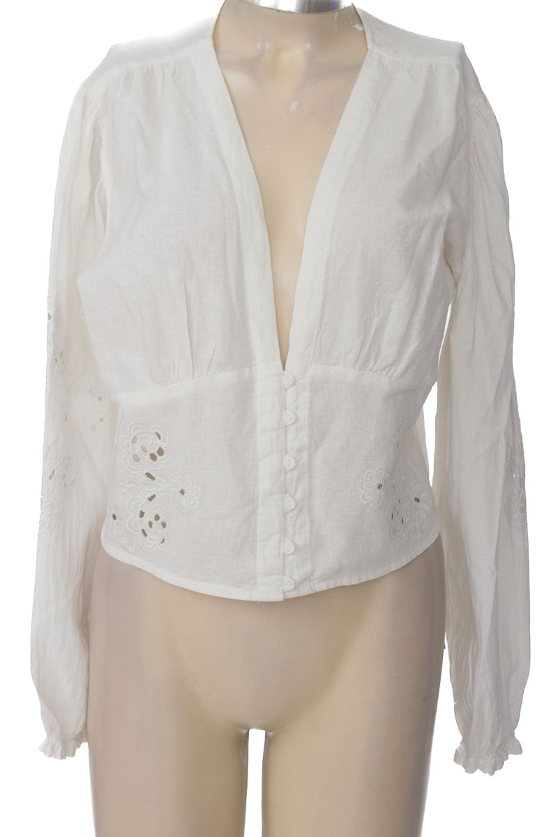 Blusa color Blanco - Closeando