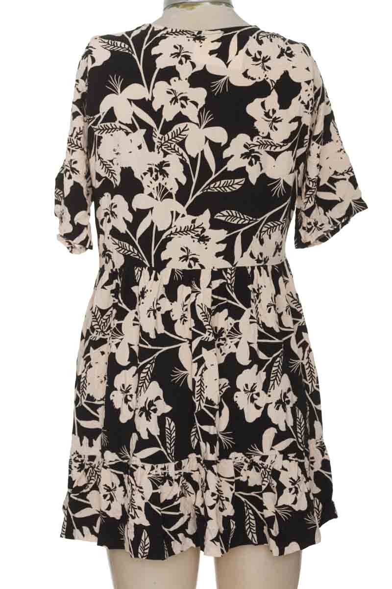 Vestido / Enterizo color Estampado - Arkitect