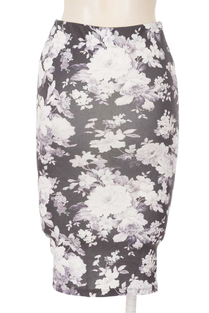 Falda color Negro - Stradivarius