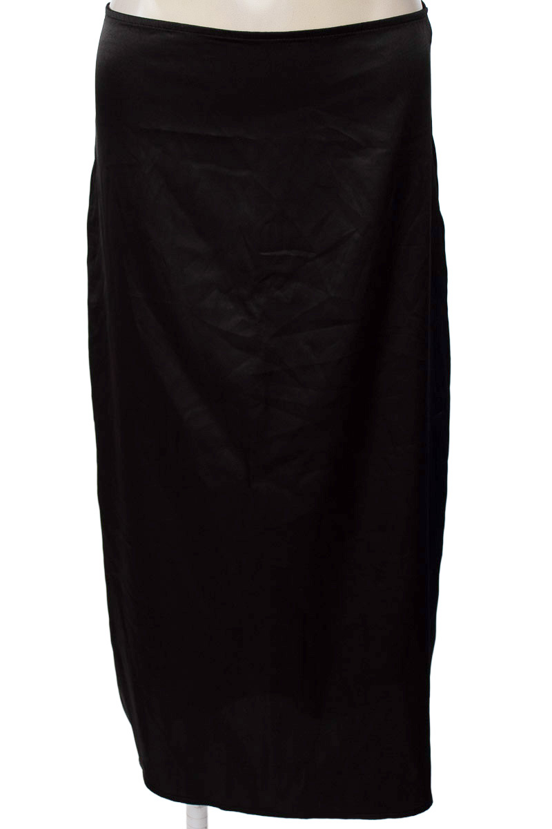 Falda color Negro - Leonisa