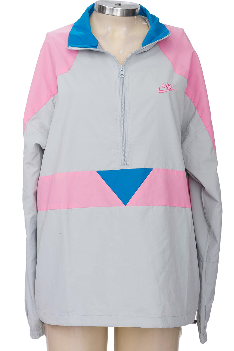 Ropa Deportiva / Salida de Baño color Gris - Closeando